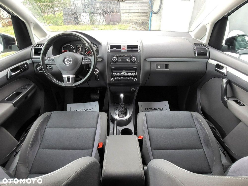 Volkswagen Touran - 5