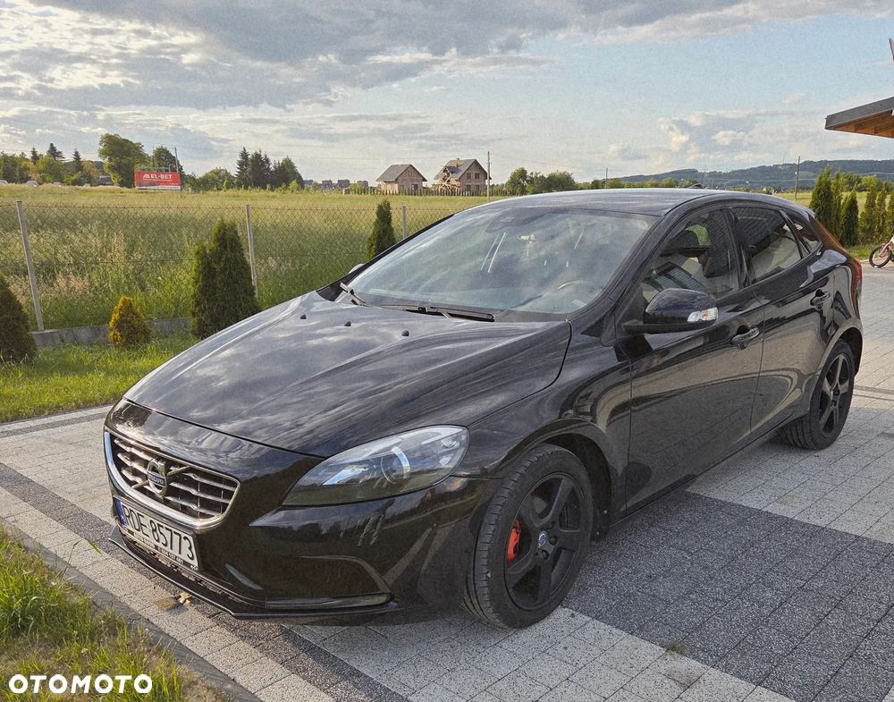 Volvo V40 D2 Momentum - 14