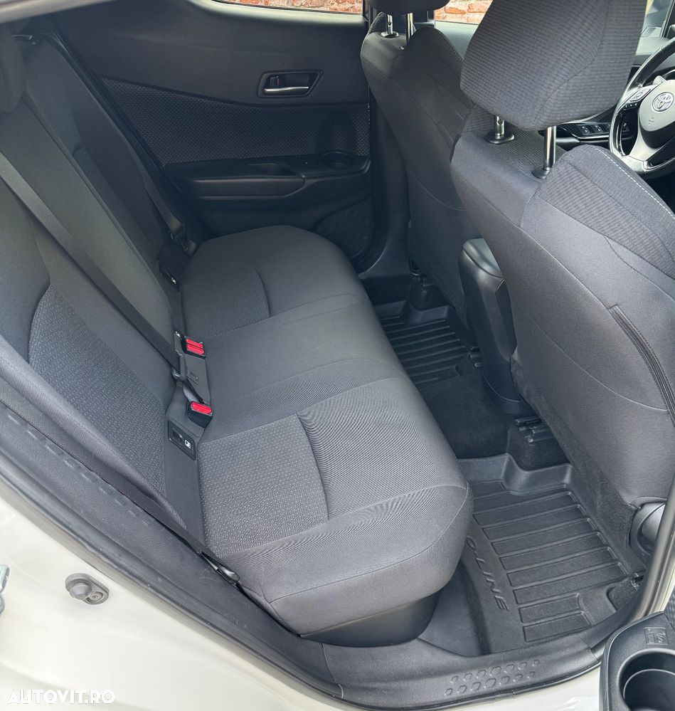 Toyota C-HR Business-Edition - 12