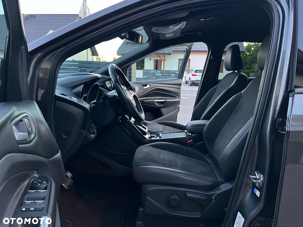 Ford Kuga - 11