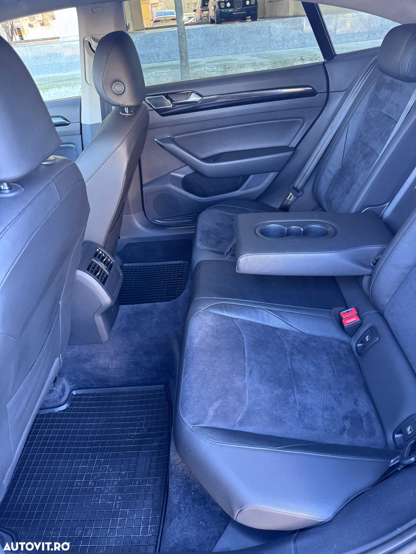 Volkswagen ARTEON 2.0 TDI DSG Elegance - 9