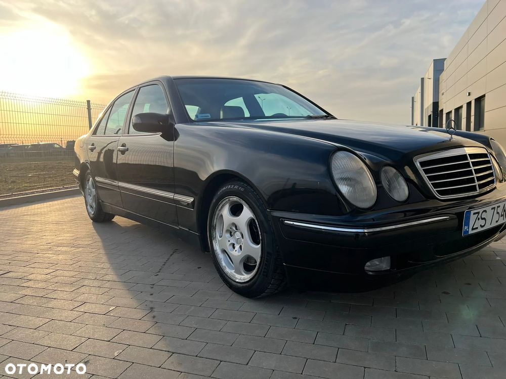 Mercedes-Benz Klasa E - 2