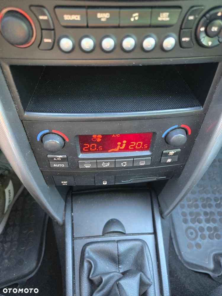 Peugeot 207 95 VTi Premium - 22