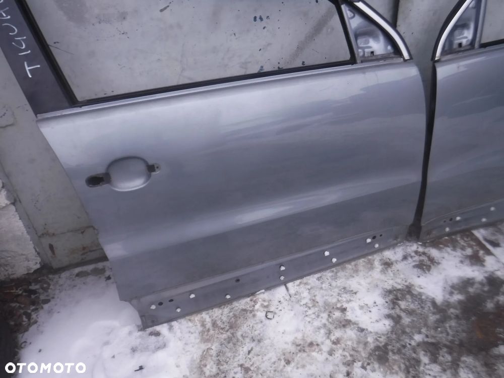 Vw Tiguan I 5N drzwi lewe prawe tyl   DR7N - 3