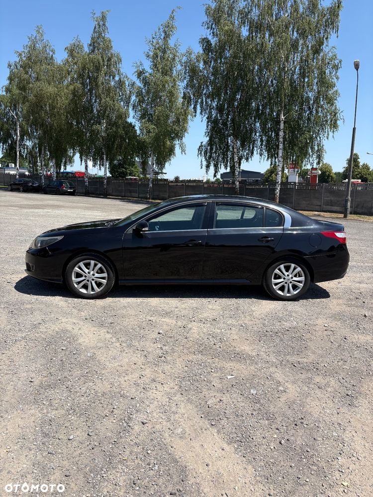 Renault Latitude 2.0 dCi Privilege - 2