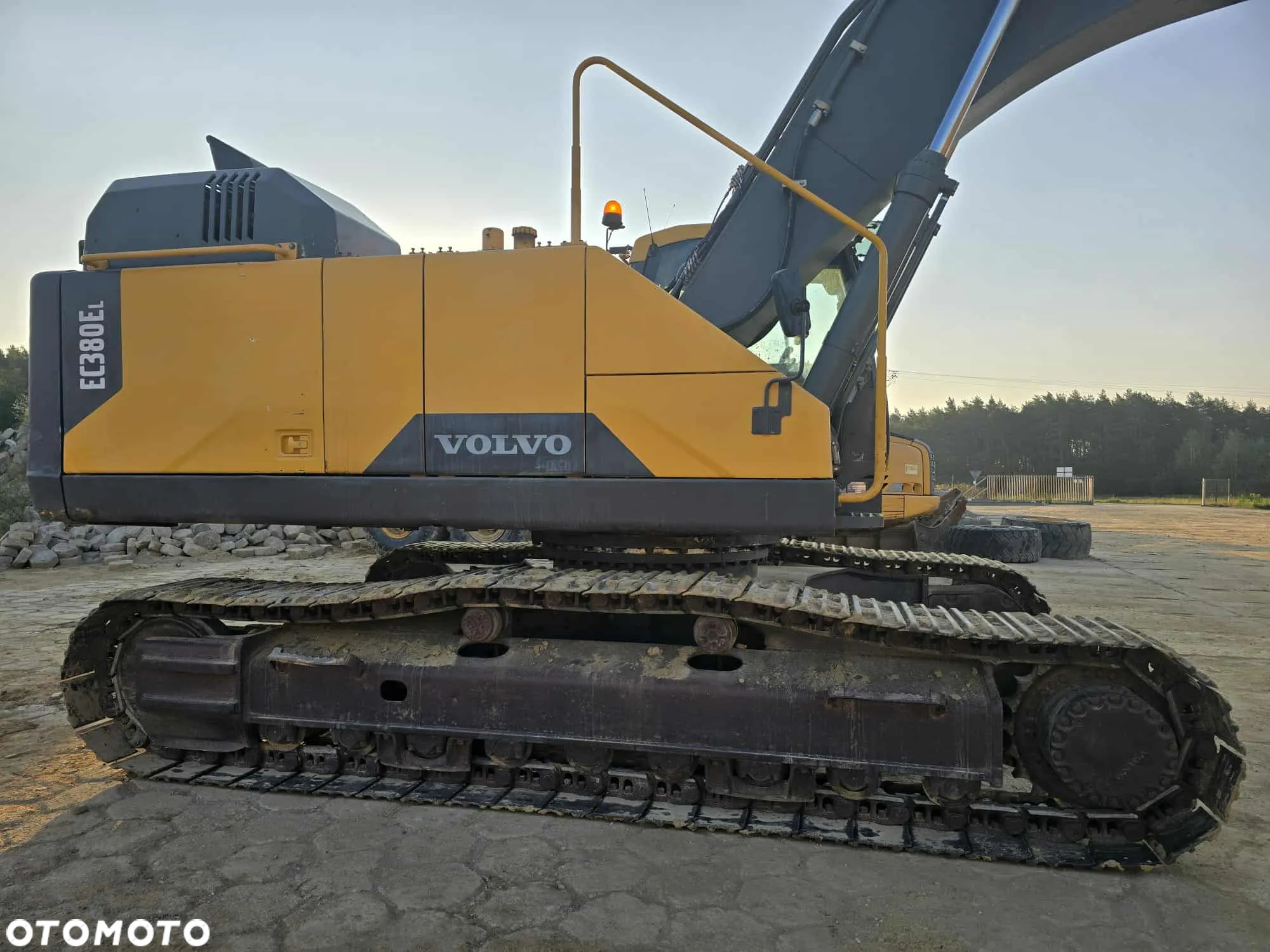 Volvo EC 380EL - 10