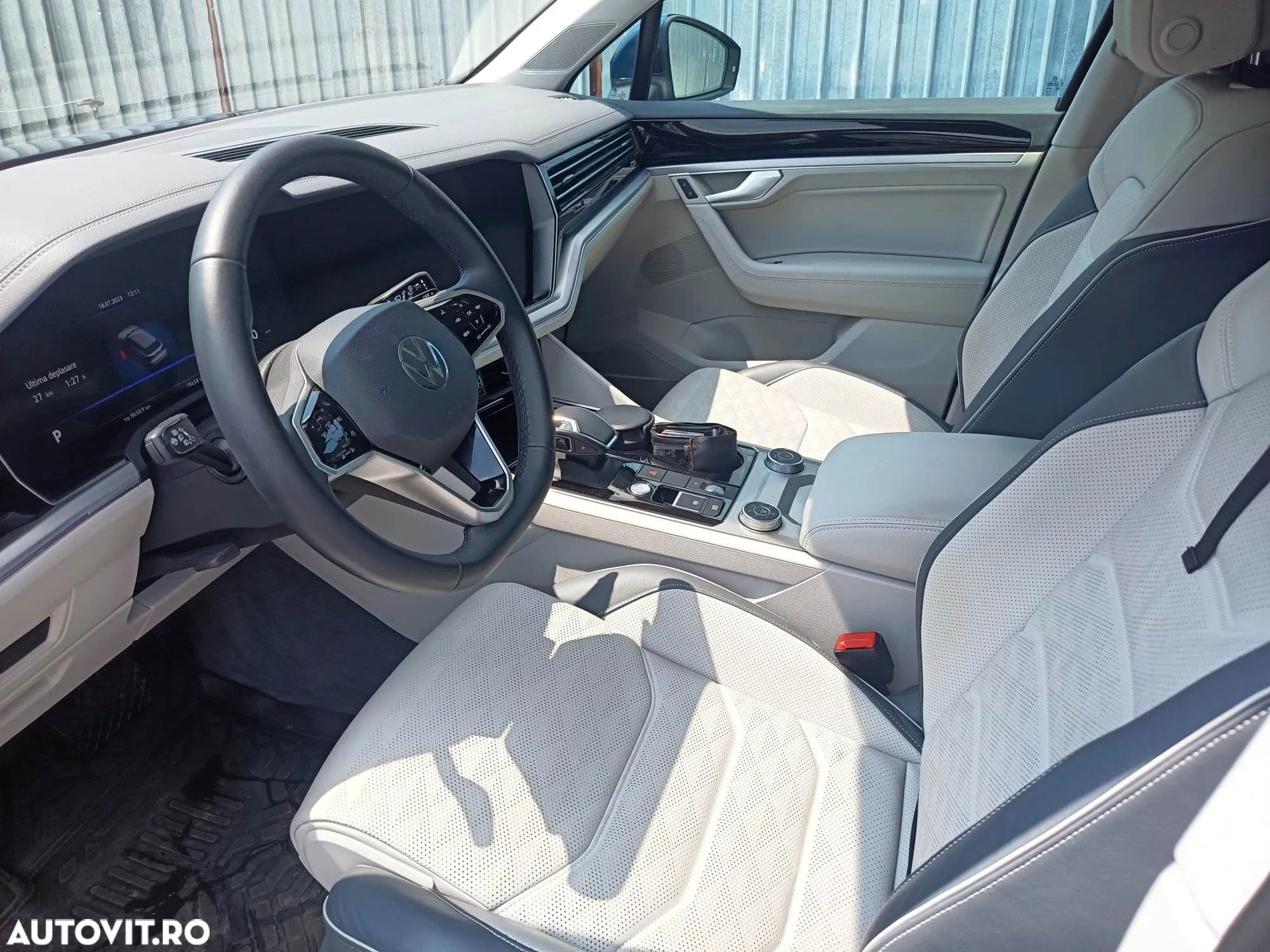 Volkswagen Touareg V6 TDI Elegance - 9
