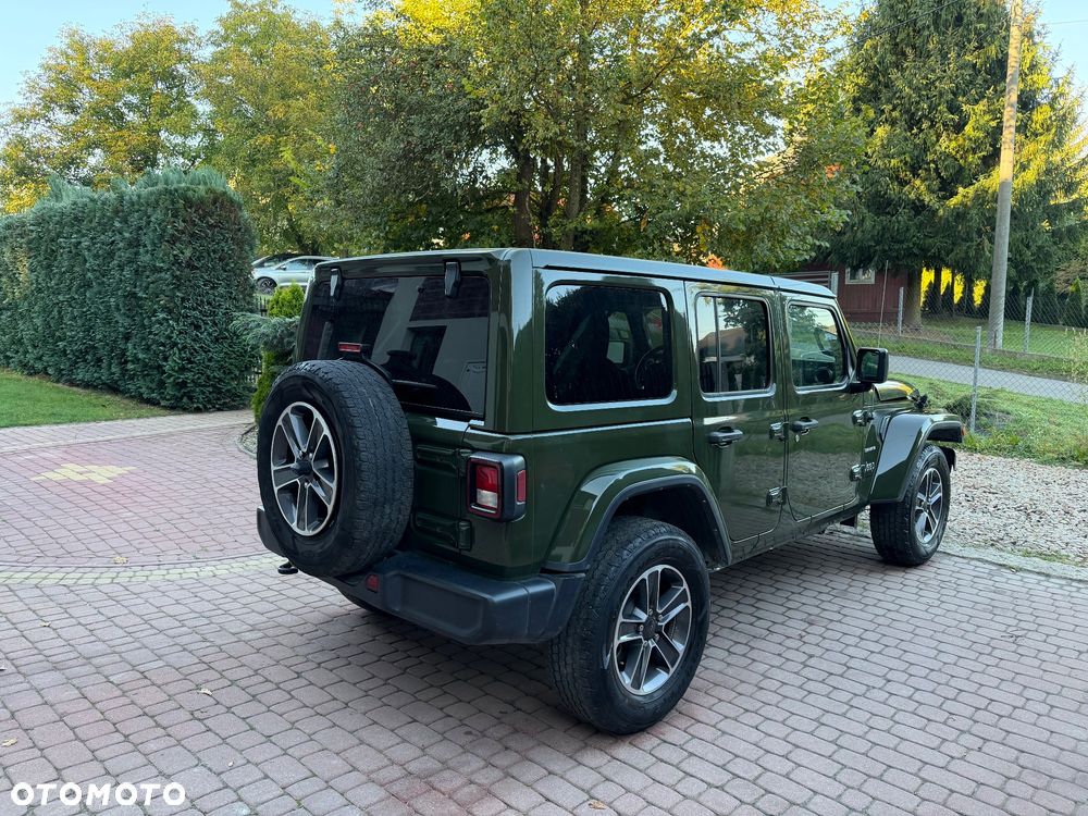 Jeep Wrangler - 12
