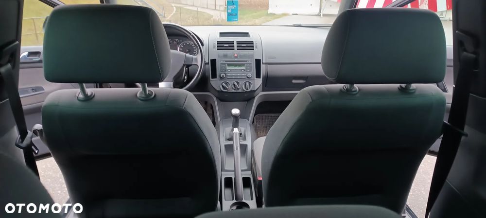 Volkswagen Polo - 14
