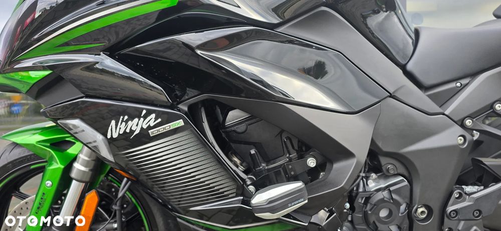 Kawasaki Ninja 1000 SX - 39