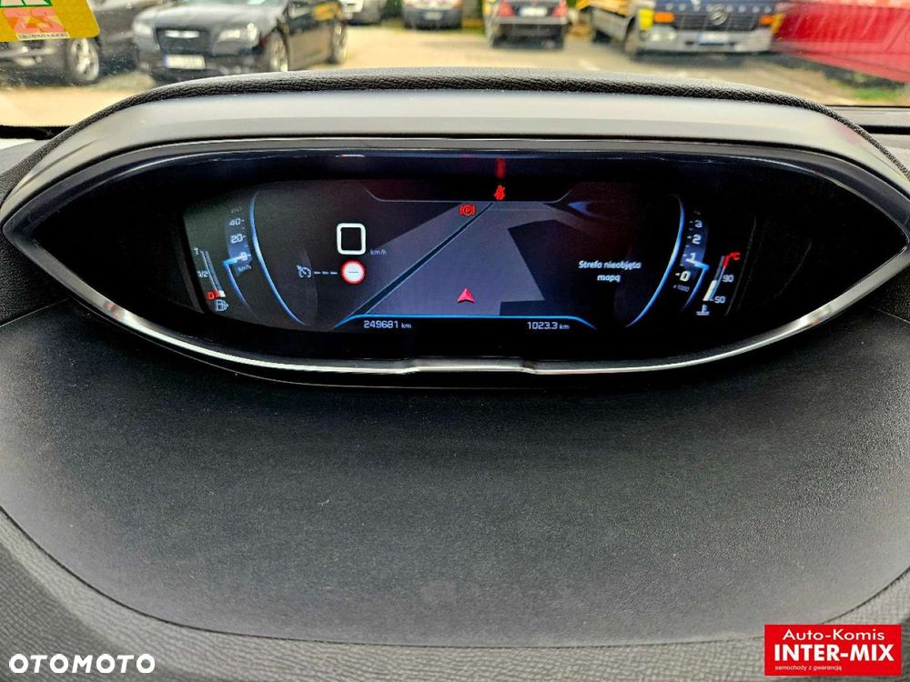 Peugeot 5008 - 21