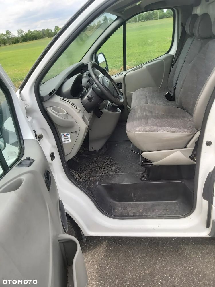 Renault Trafic L1H1 2.0DCi - 15