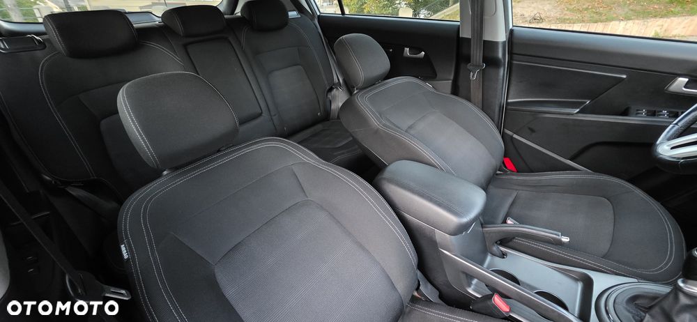 Kia Sportage 1.6 GDI Business Line 2WD - 24