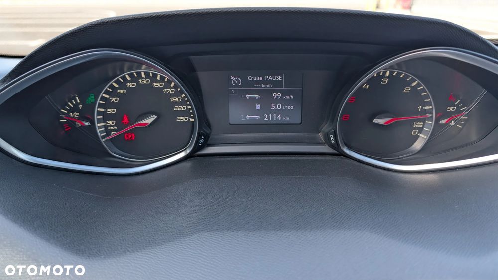 Peugeot 308 - 21