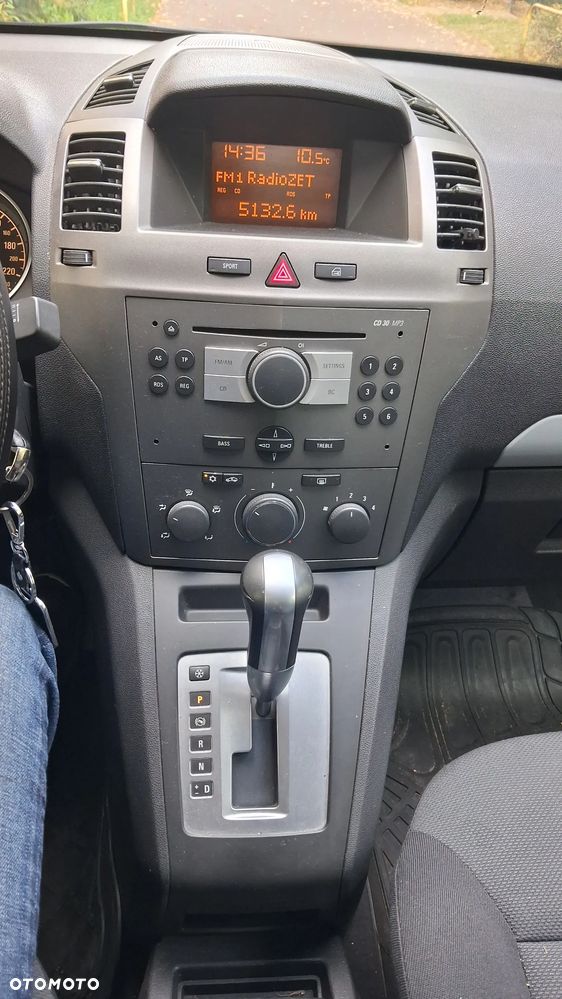 Opel Zafira - 16