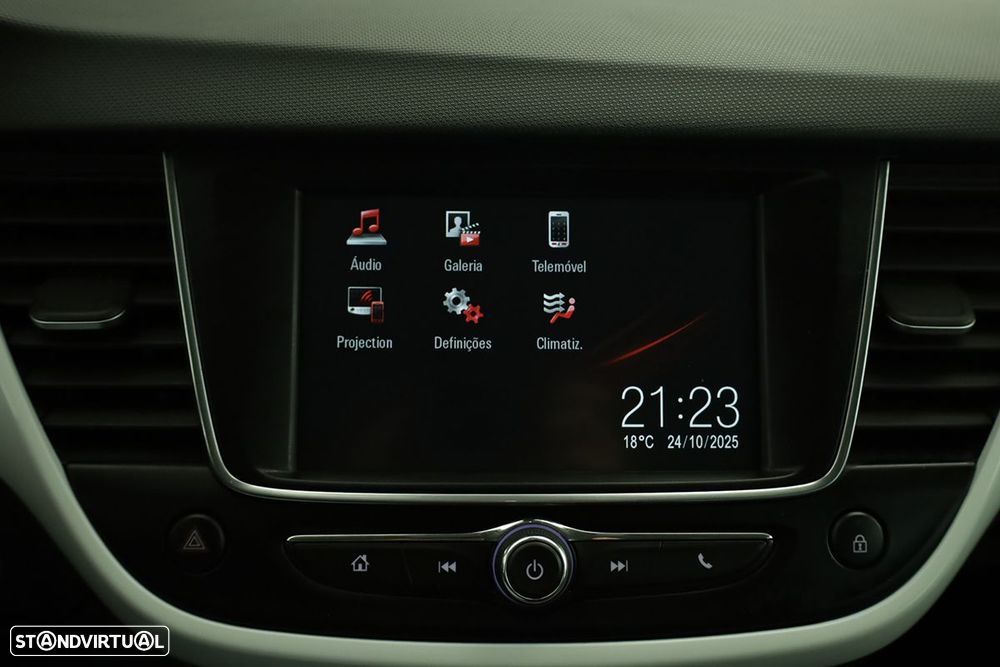 Opel Crossland 1.2 T Design & Tech - 10