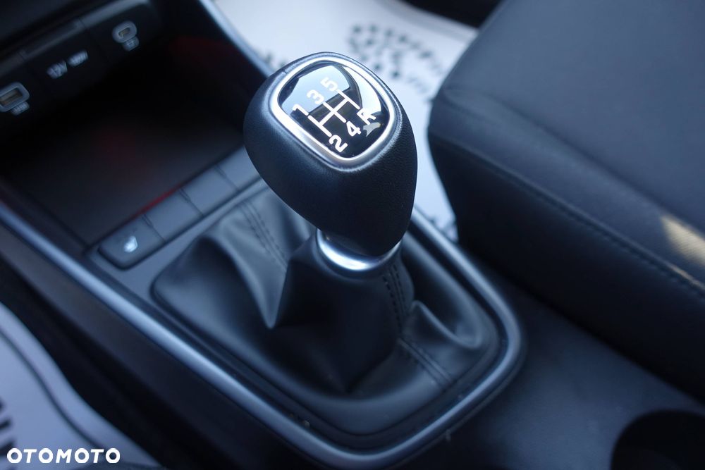 Hyundai i20 1.2 Select - 25