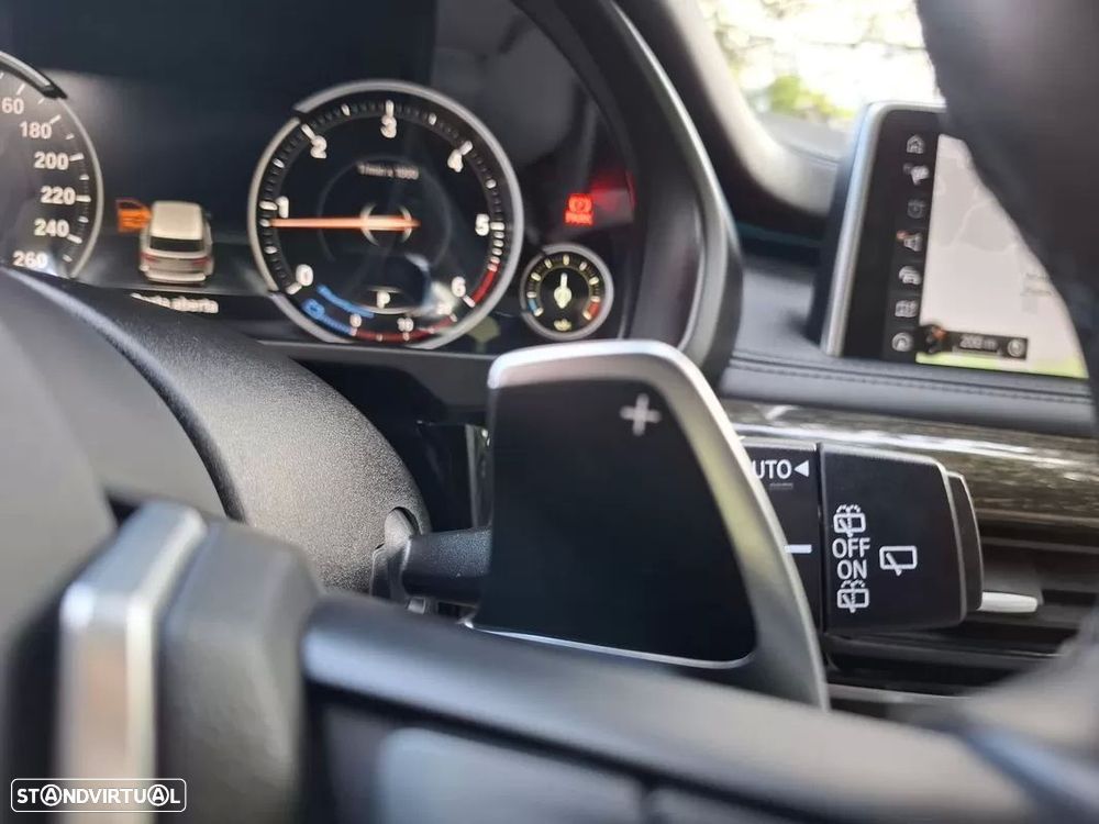 BMW X5 25 d sDrive Pack M - 37