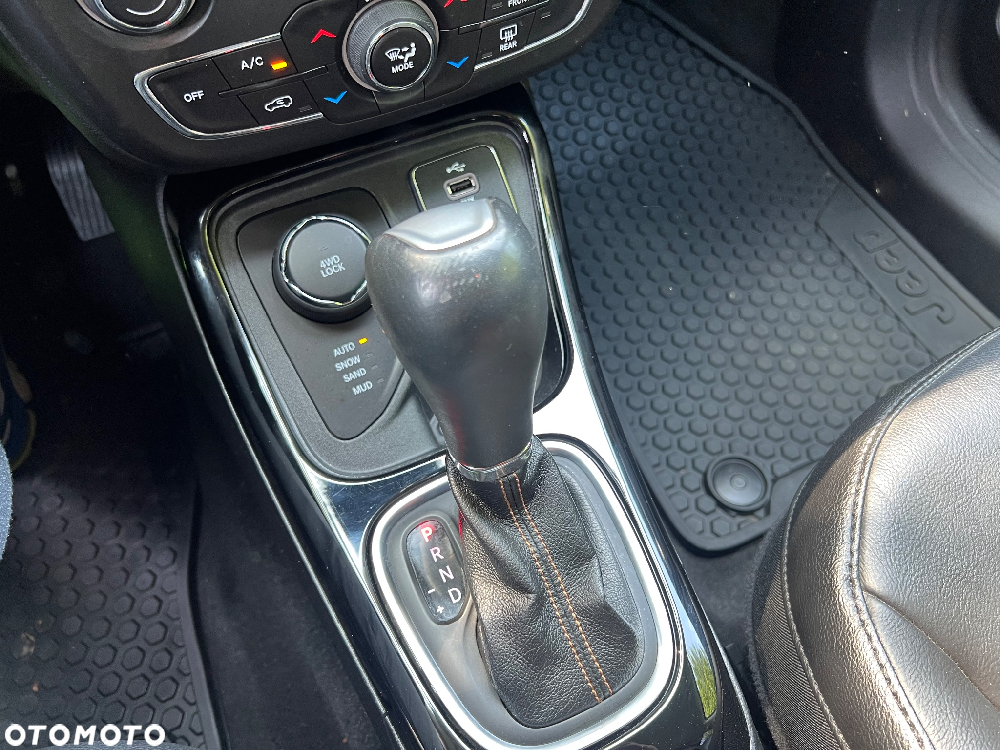 Jeep Compass 1.4 MultiAir Active Drive Automatik Limited - 18