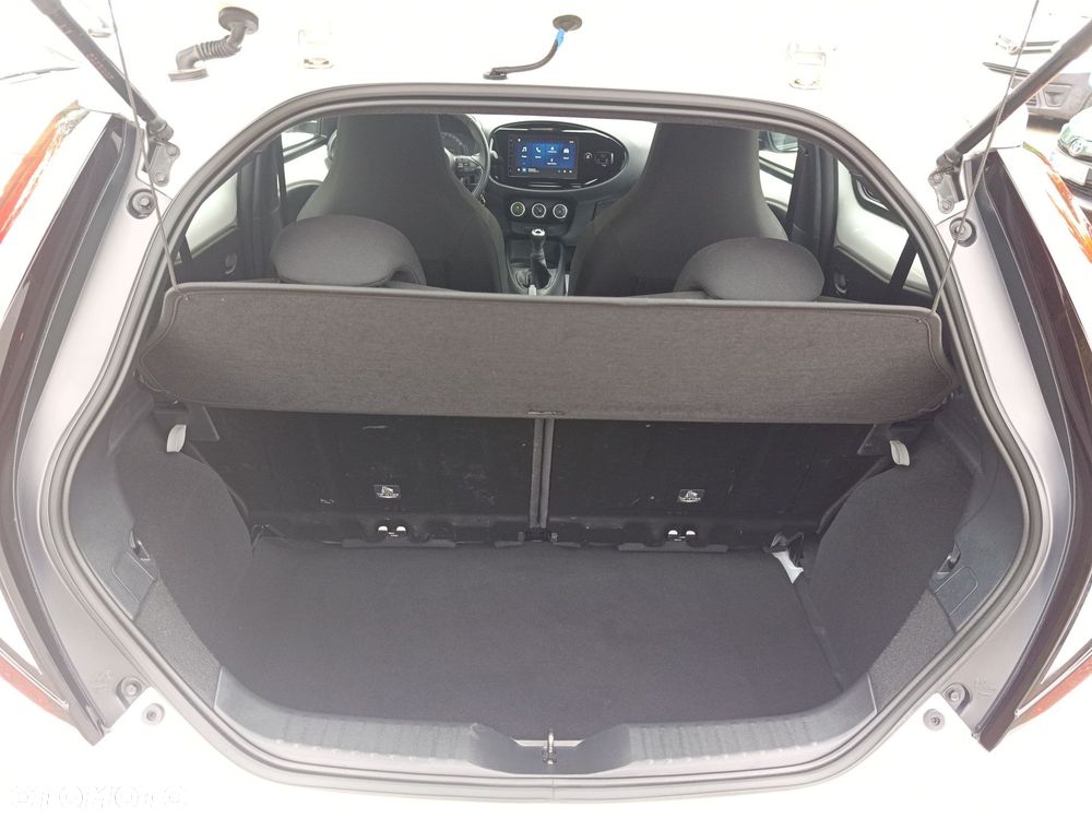 Toyota Aygo X - 13