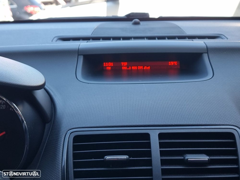 Opel Meriva - 12