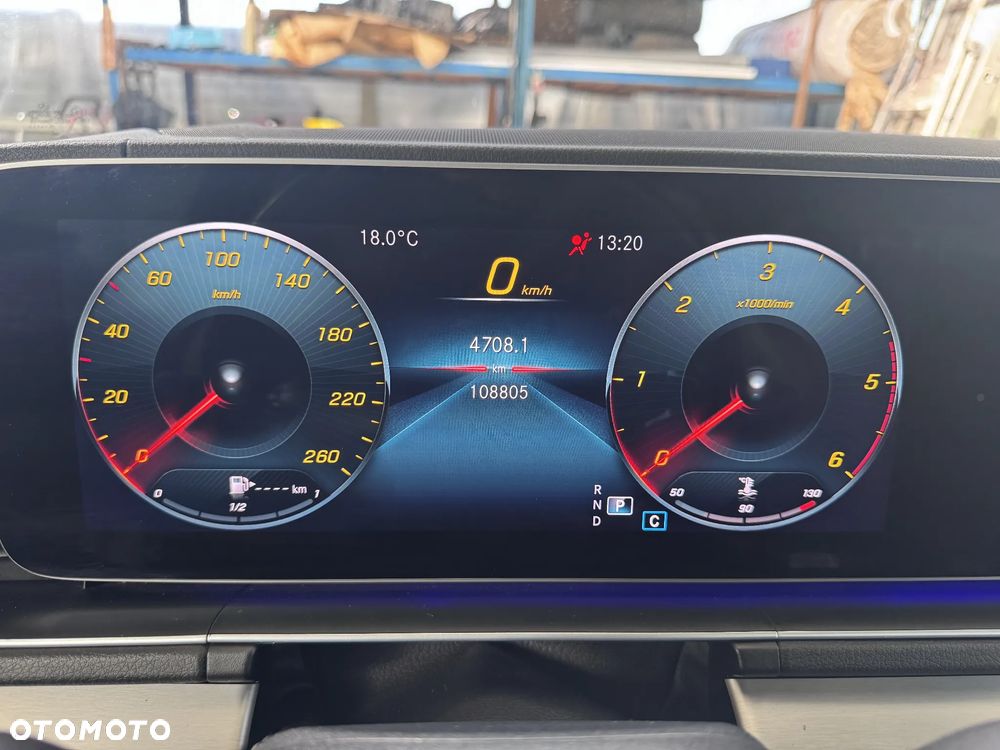 Mercedes-Benz GLE 400 d 4Matic 9G-TRONIC AMG Line - 21