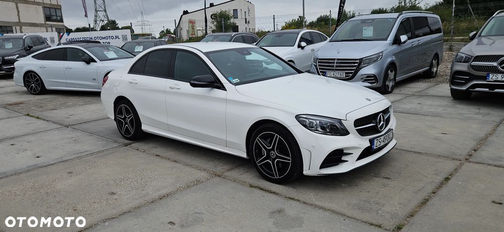 Mercedes-Benz Klasa C 220 d 4Matic 9G-TRONIC AMG Line - 10