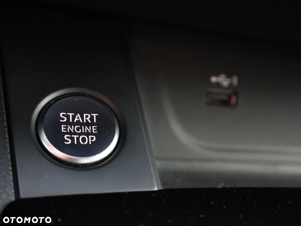 Audi A4 Limousine 40 TFSI S tronic - 31