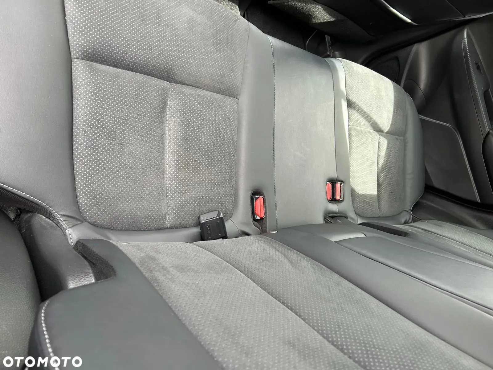 Mitsubishi Eclipse Cross - 10