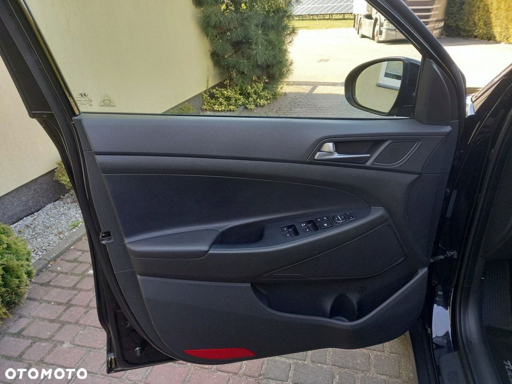 Hyundai Tucson blue 1.7 CRDi 2WD Trend - 30