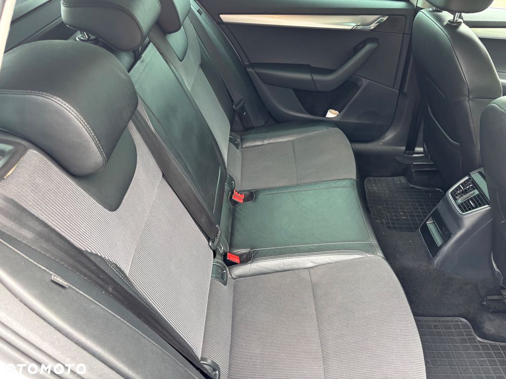 Skoda Octavia 1.6 TDI Active - 12