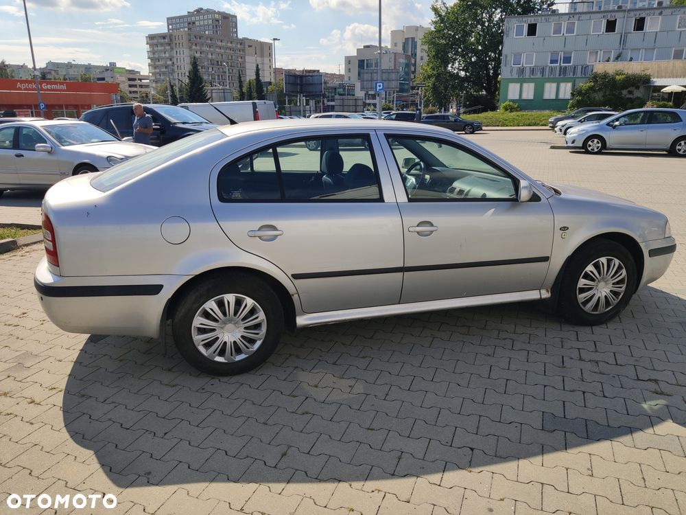 Skoda Octavia - 4