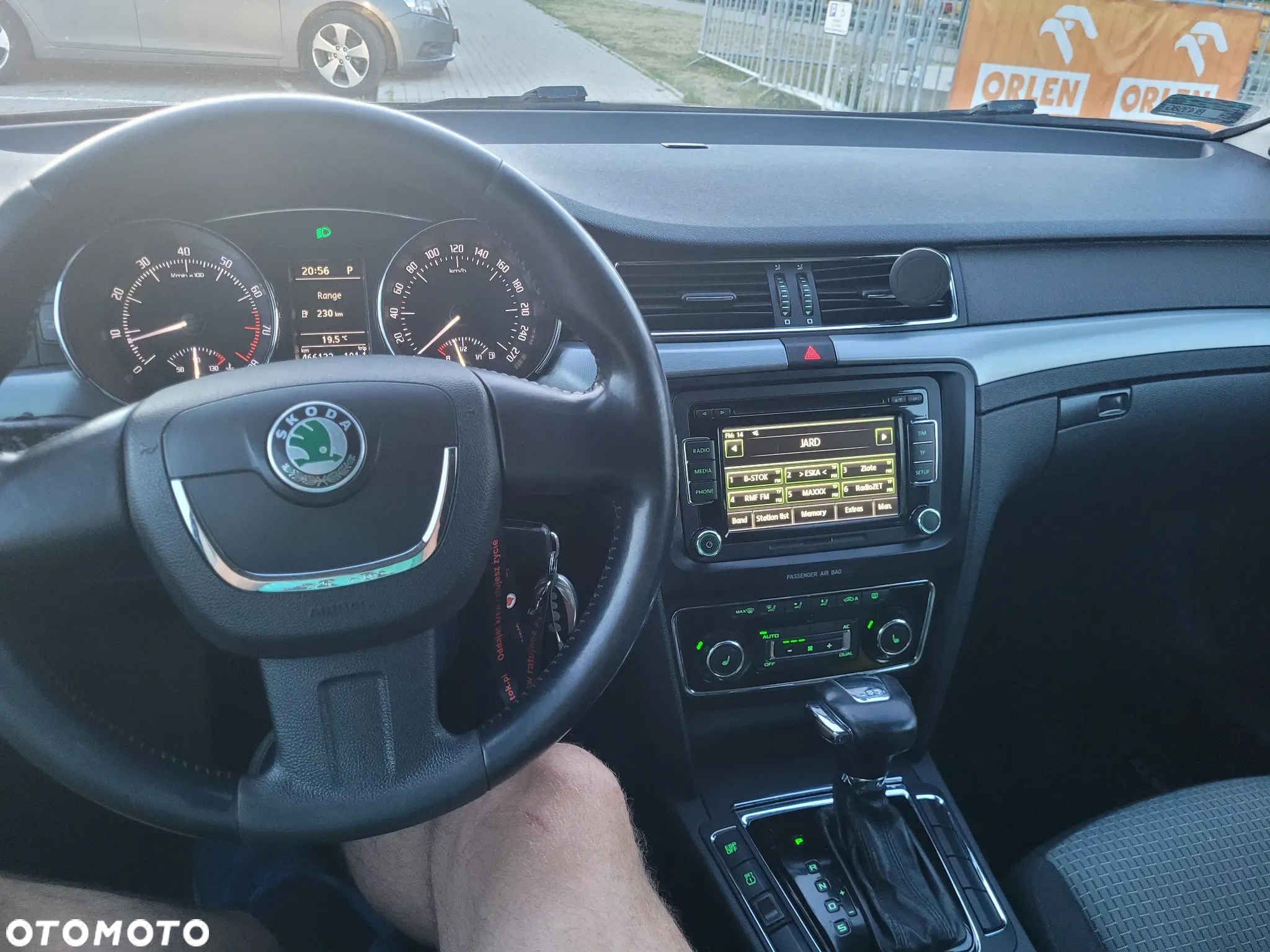 Skoda Superb 1.8 TSI Platinum DSG - 20