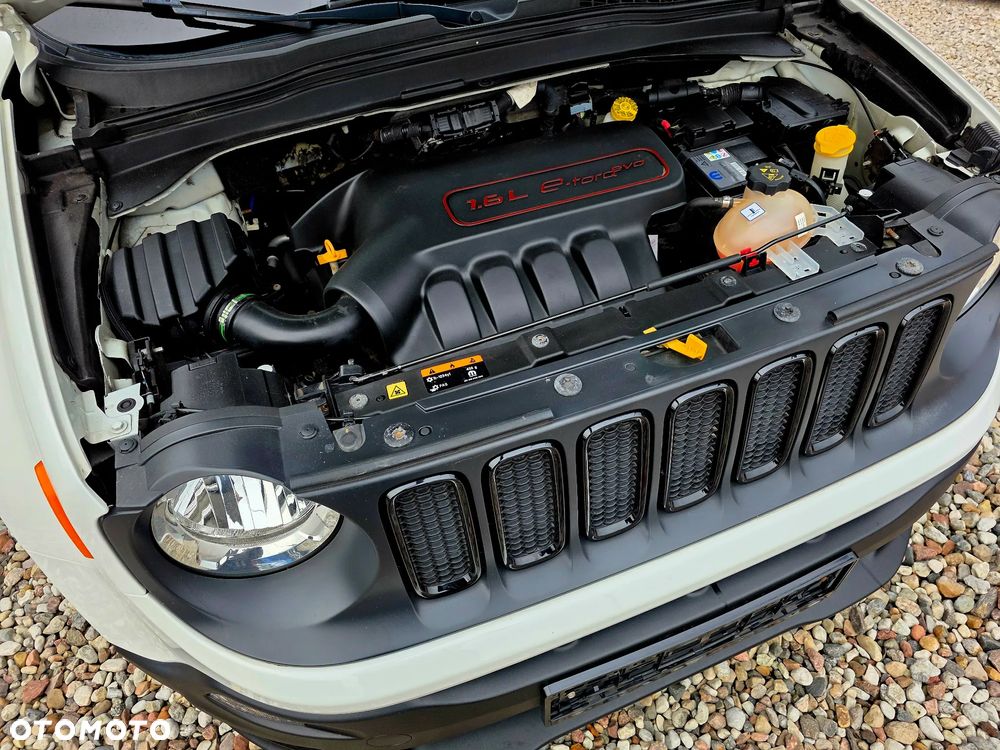 Jeep Renegade - 31