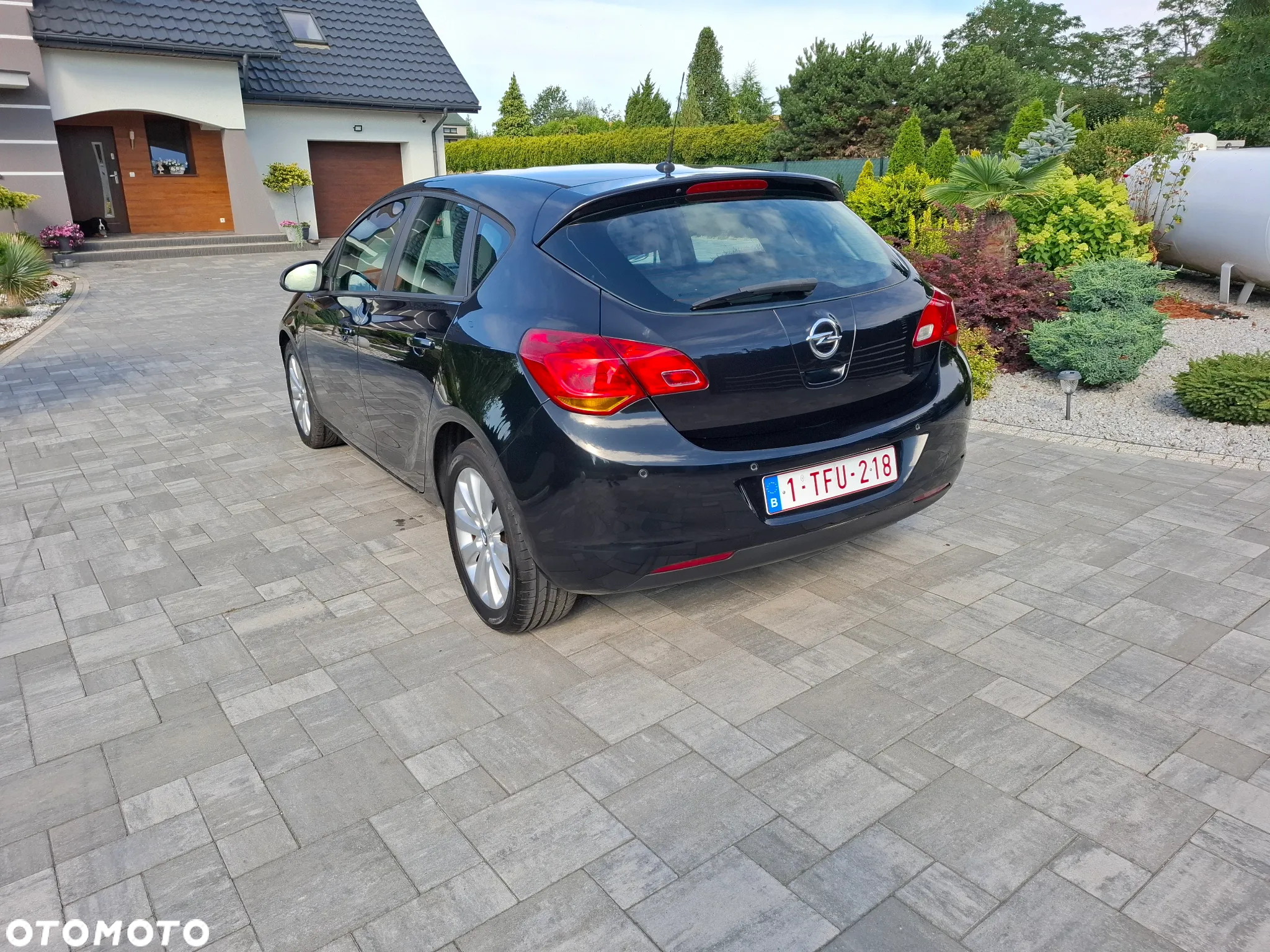 Opel Astra IV 1.7 CDTI Cosmo - 10