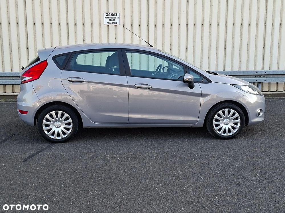 Ford Fiesta - 9