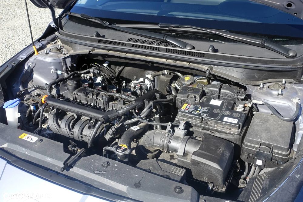 Hyundai i20 1.2 Select - 34