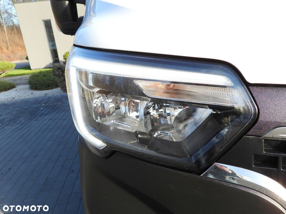 Renault MASTER FURGON BRYGADÓWKA 7 MIEJSC TEMPOMAT NAWIGACJA LEDY KLIMATYZACJA  180KM - 22