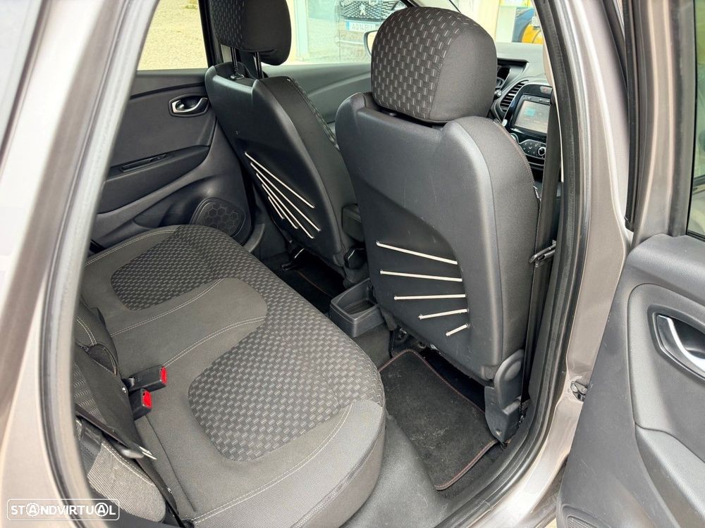 Renault Captur 0.9 TCE Exclusive - 33