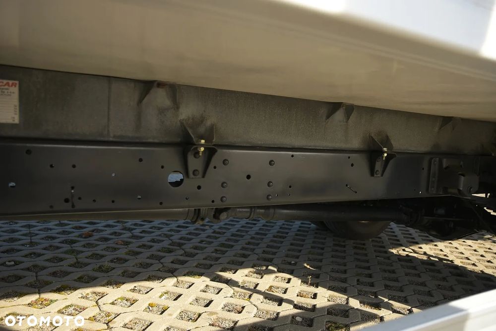 Iveco 72C17  3,0 170KM bez adblue euro 5 Zanotti Z380  6,1m 12 palet dł -20+20 ładowność 3460kg - 26