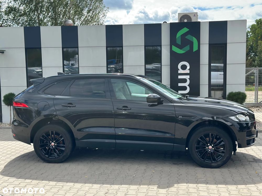 Jaguar F-Pace - 5
