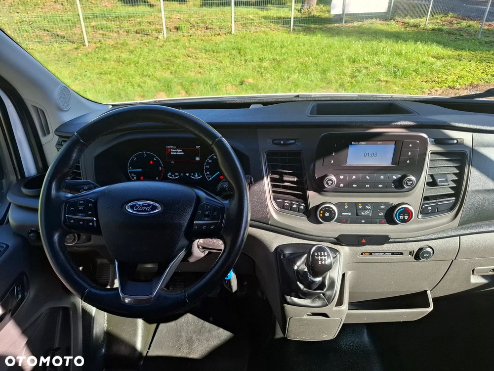 Ford Transit - 26