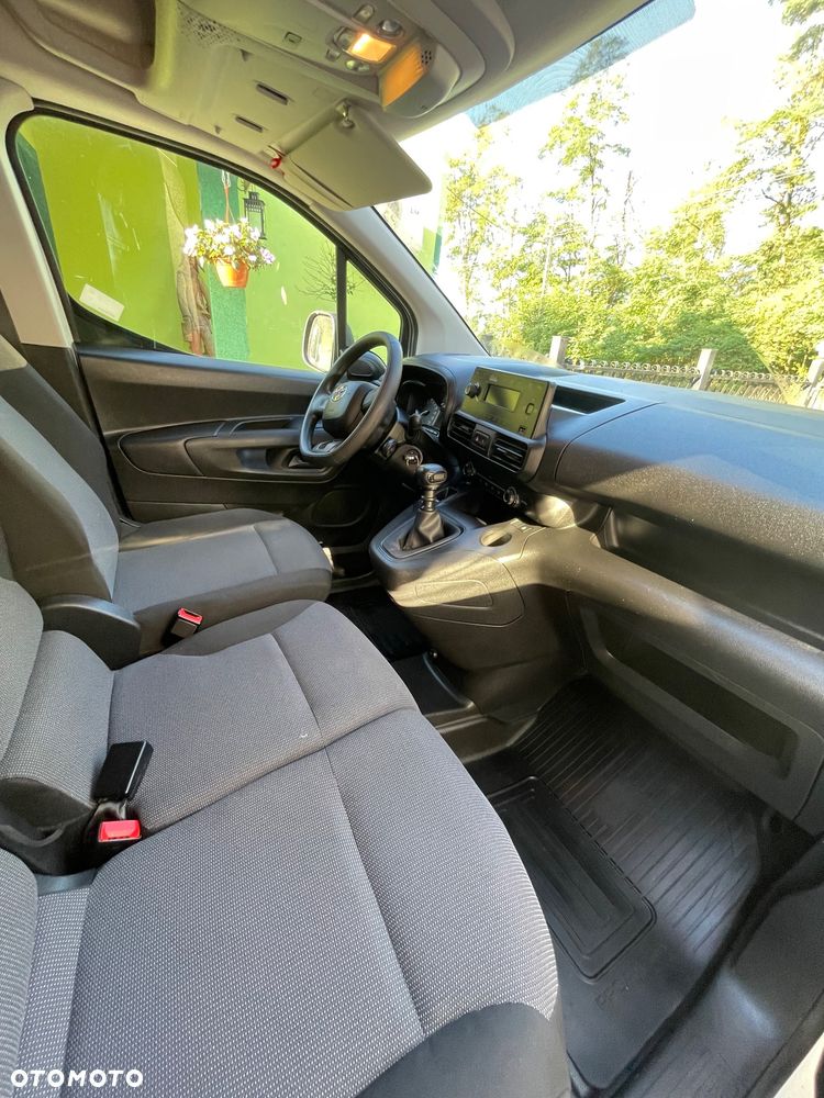 Toyota Proace City - 13
