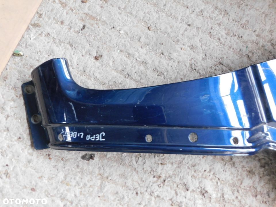 błotnik prawy przód przedni  JEEP LIBERTY 01-04 - 2
