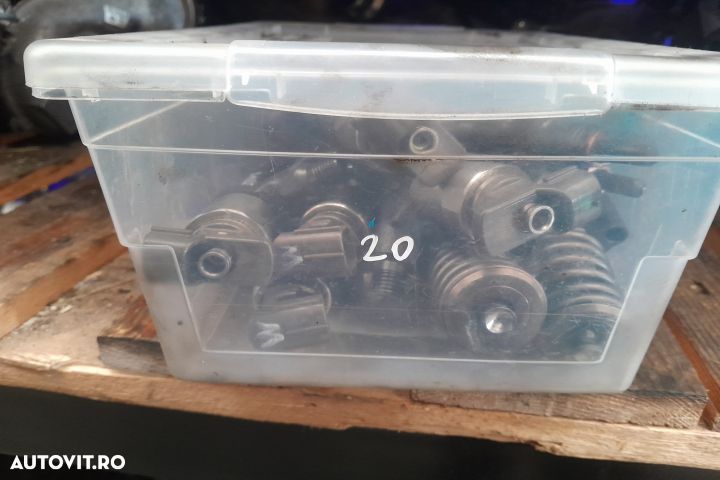 Injector motorina 55570012 SET  55570012 SET Opel Astra K [2015 - 202 - 3