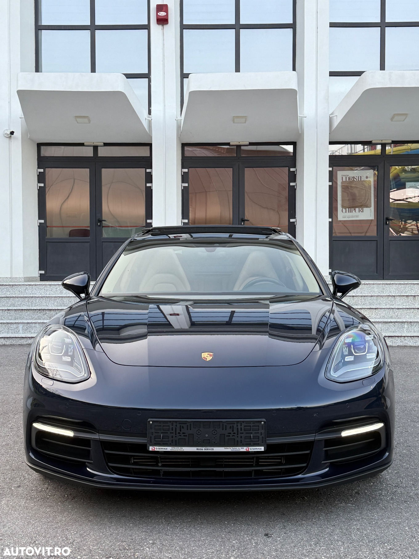 Porsche Panamera 4 Sport Turismo - 3