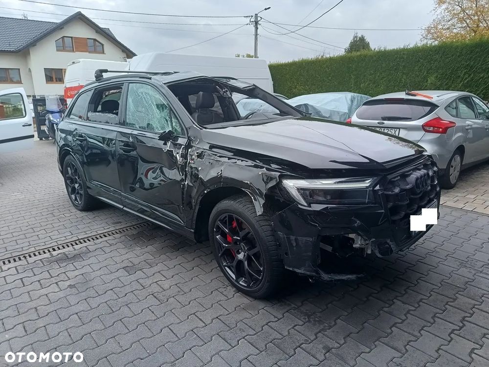 Audi Q7 2025 photo 3