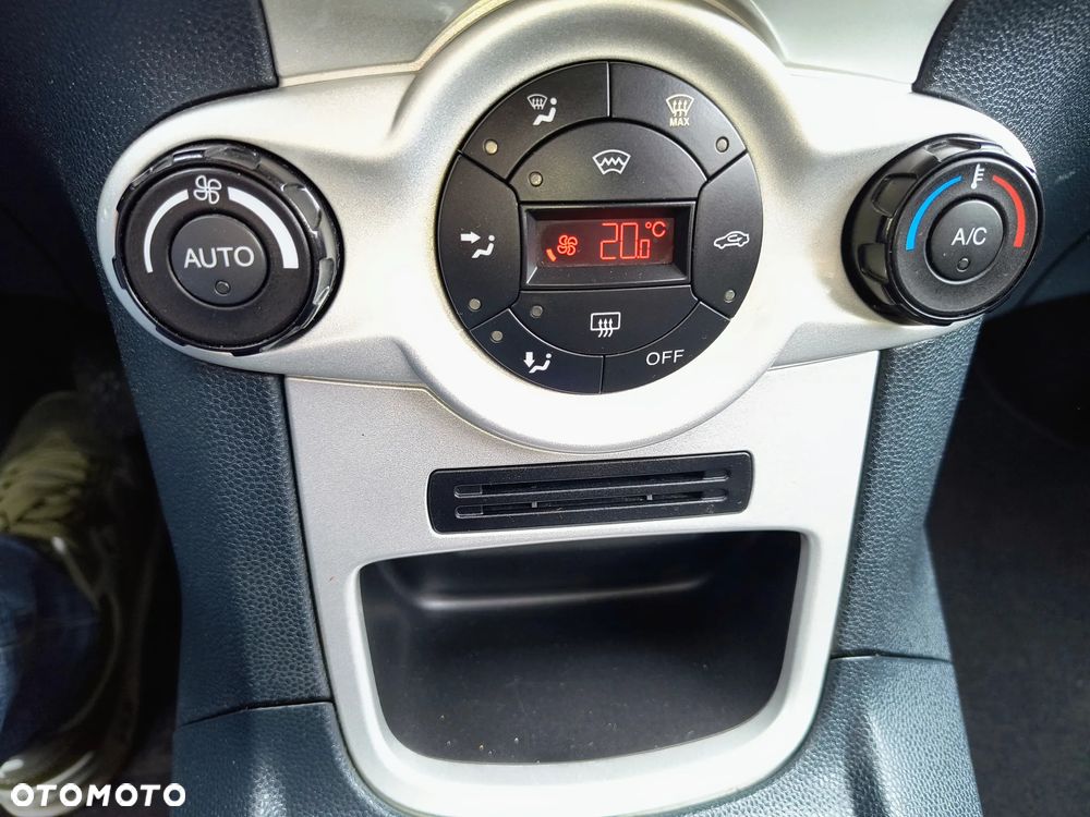 Ford Fiesta 1.25 Ghia EU5 - 15