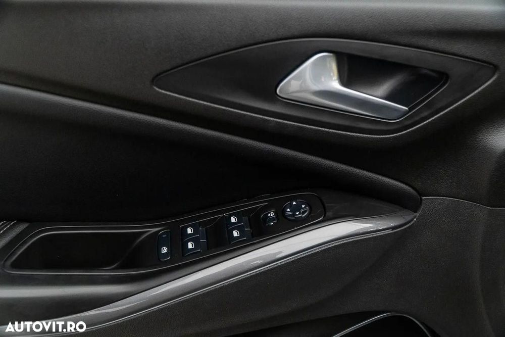 Opel Grandland X 1.2 Start/Stop Automatik INNOVATION - 25