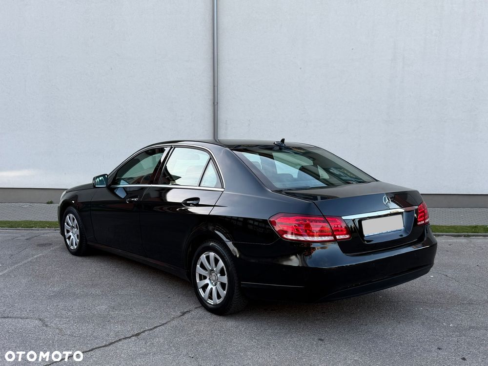 Mercedes-Benz Klasa E 220 BlueTEC 9G-TRONIC Avantgarde - 4